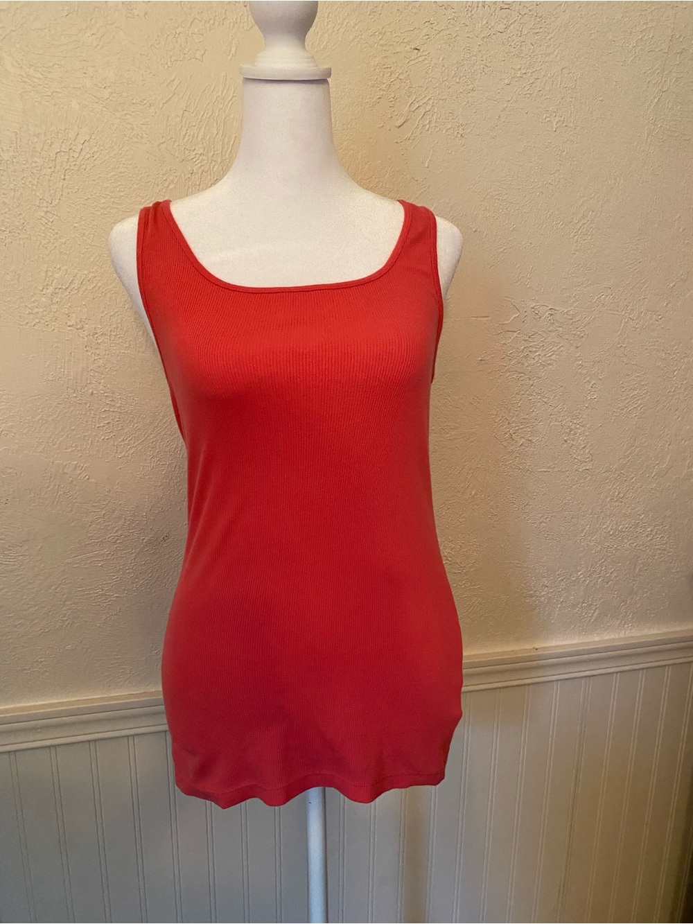 GAP Vibrant Red Ribbed Scoop Neck Tank